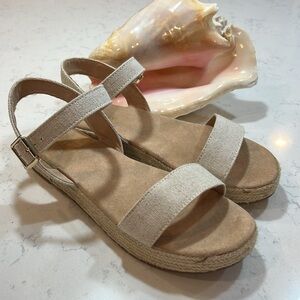 Old Navy canvas, platform sandals, size 9